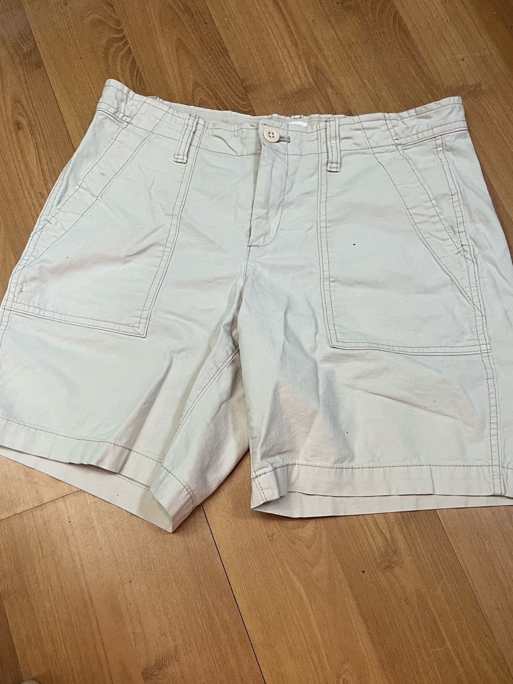 GAP Cream Utility Pocket Bermuda Shorts